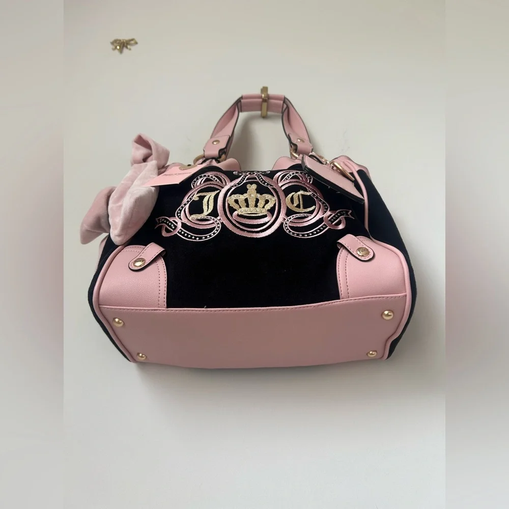 Juicy Couture black pink carriage Daydreamer Tote Bag